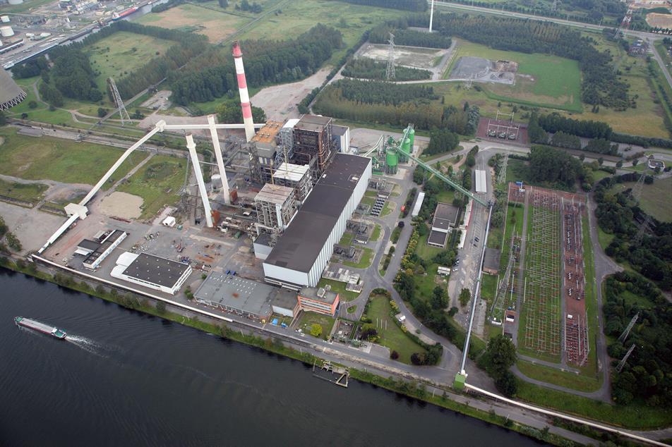 Енергія з біомаси у Бельгії — великий завод на деревній трісці