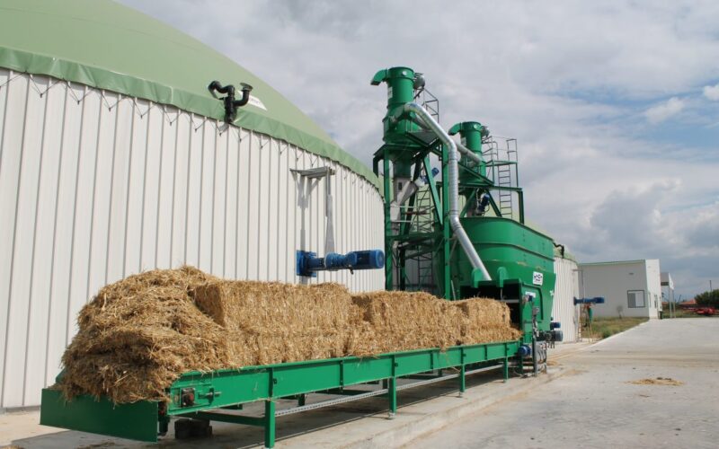Straw for bioenergy: A biogas plant in Bulgaria by Host